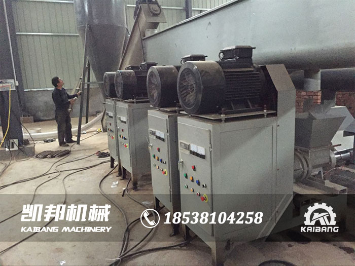 不同型号的制棒机区别在哪 使用制棒机该如何维护